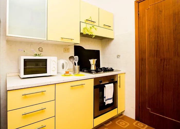 Innpisarentals - Pisa Riverside Apartment